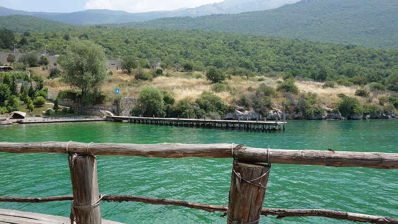 1279px-Наколна_населба_Охрид_(39)