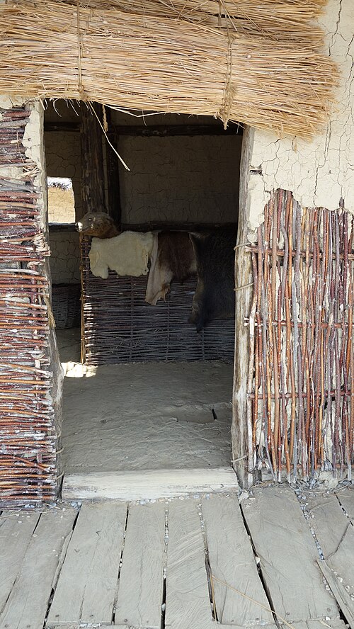 500px-Наколна_населба_Охрид_(23)